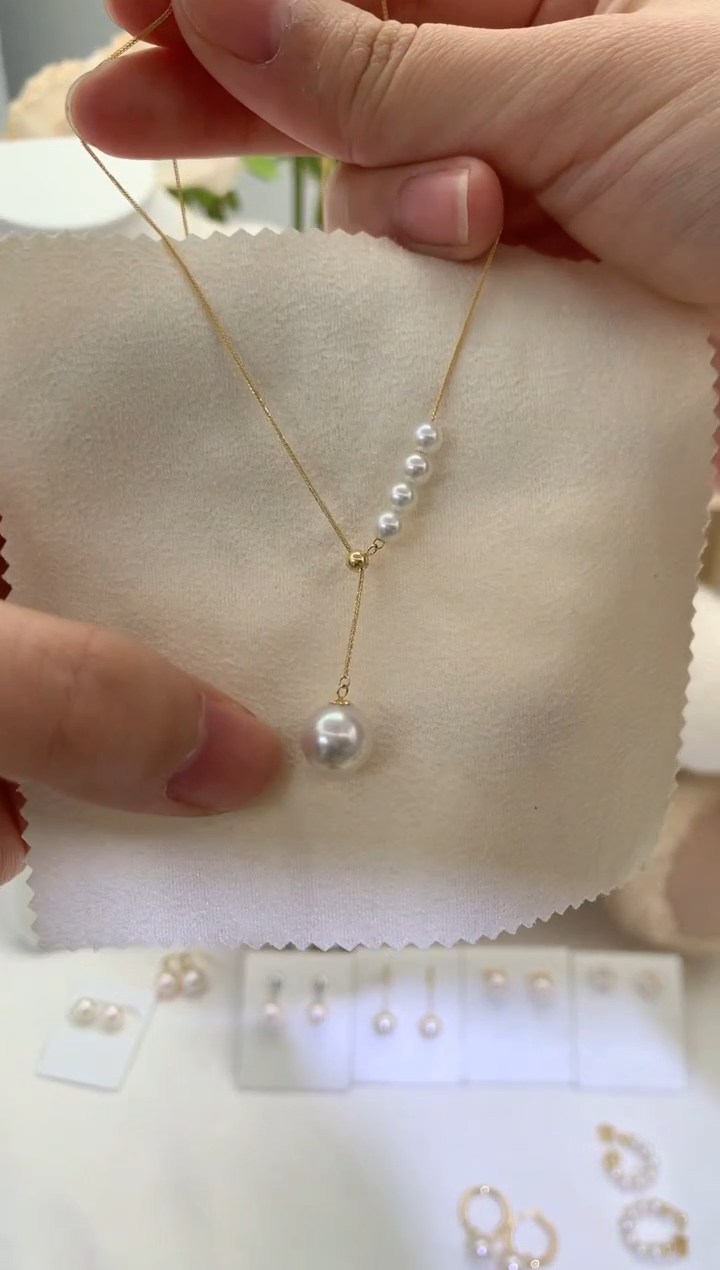 【闪购商品】海水珍珠项链18K金镶嵌8.5-9akoya人鱼泪