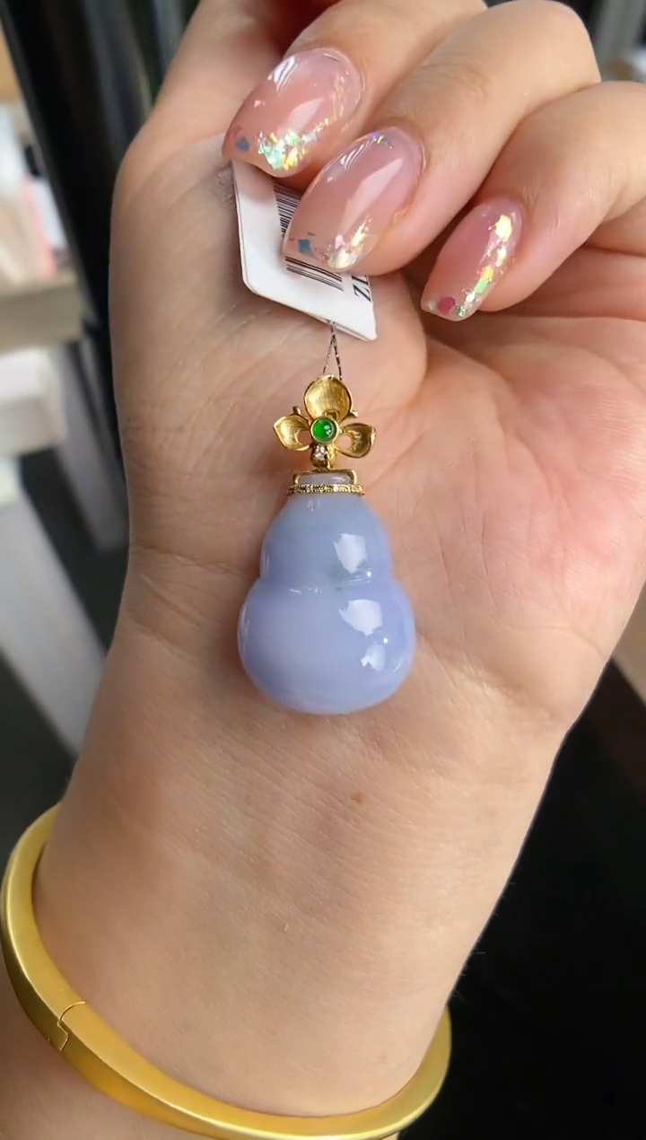 翡翠18K金镶嵌吊坠(不含链)葫芦