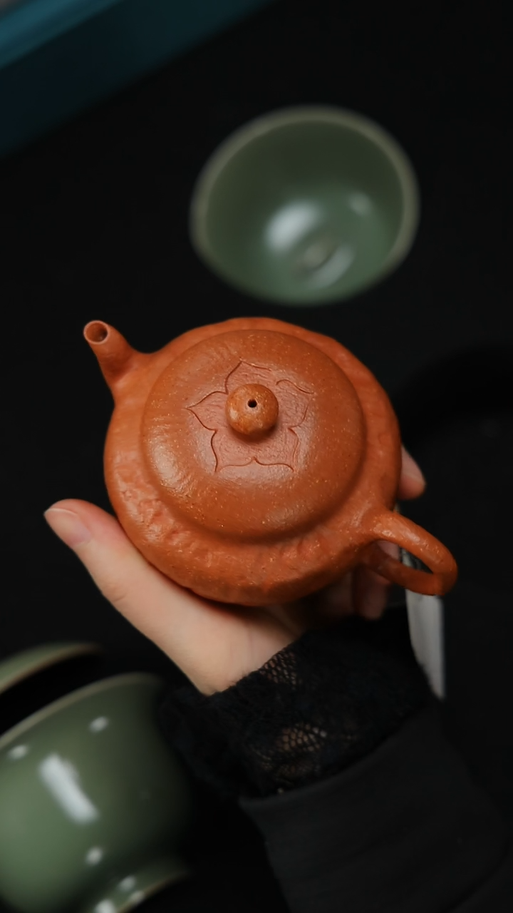 【闪购商品】紫砂茶壶hf冷黄金君德130cc+豆青套组