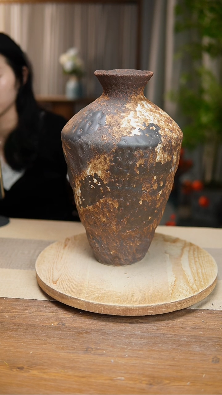 【闪购商品】陶瓷花器诧寂棕高脚