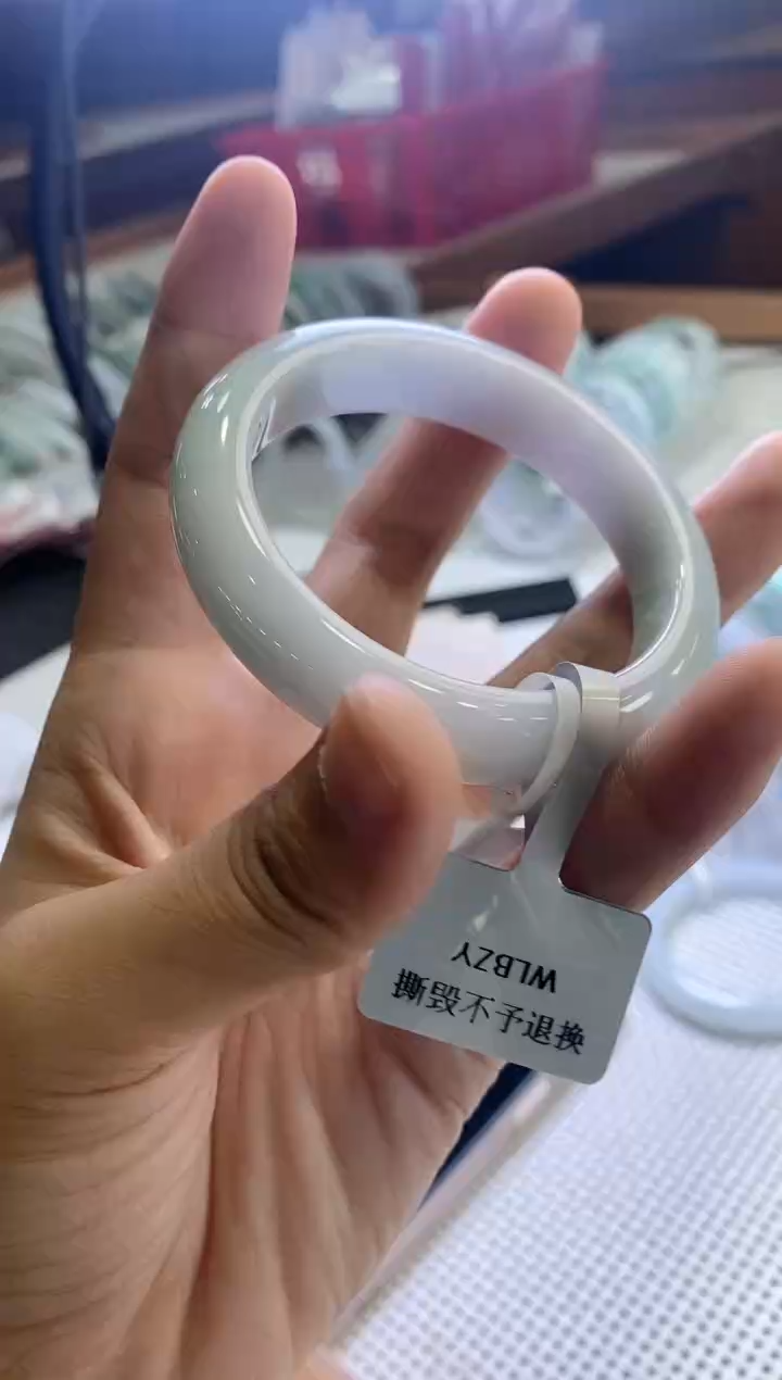 未镶嵌手镯翡翠正圈55圈口，4007