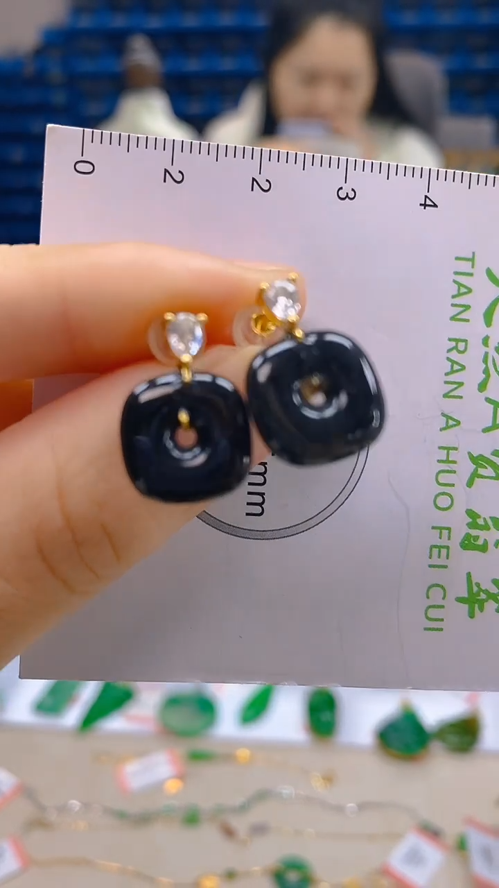 颈饰未镶嵌翡翠新号开播 全场乱卖