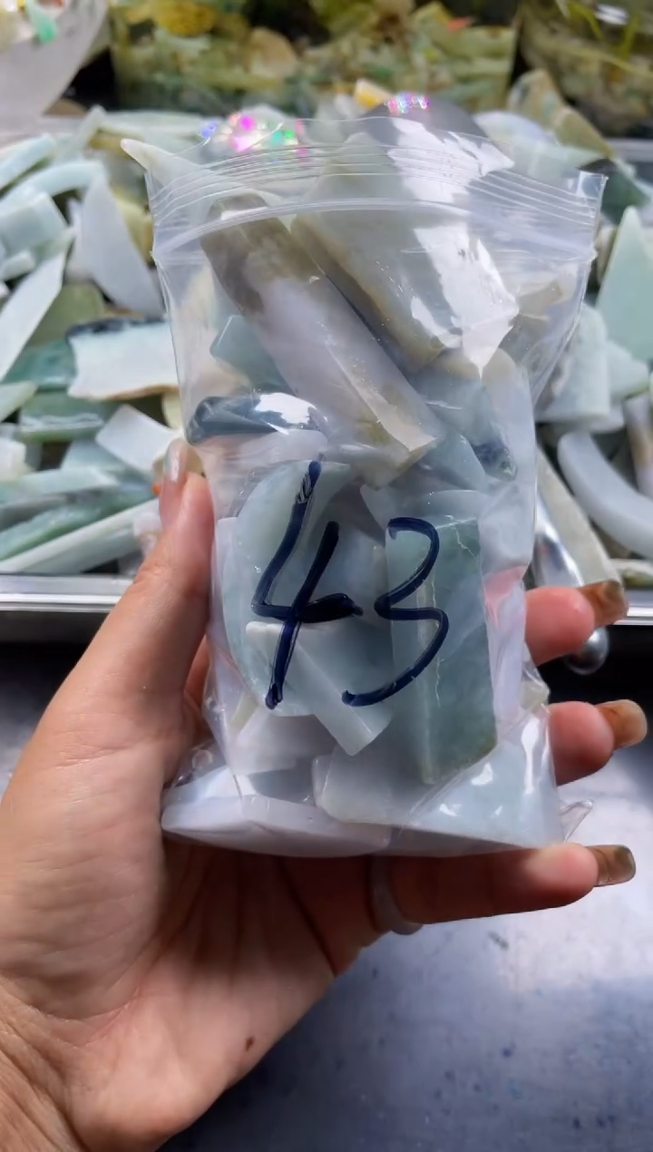 配石翡翠天然翡翠大号500克43