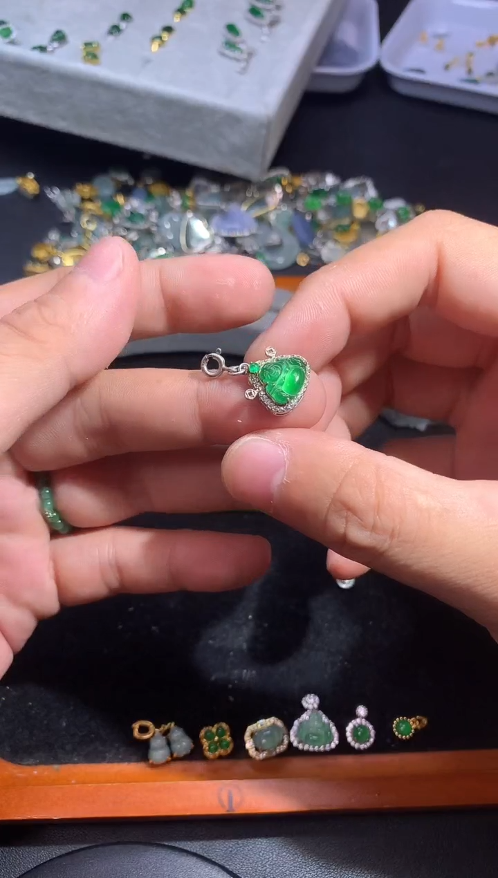 吊坠(不含链)银S925镶嵌翡翠1