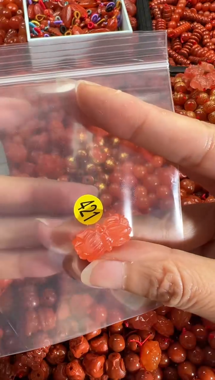 【闪购商品】南红玛瑙颈饰未镶嵌1