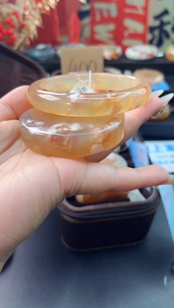 【闪购商品】石英质玉手镯未镶嵌赠送镯心（63圈口）