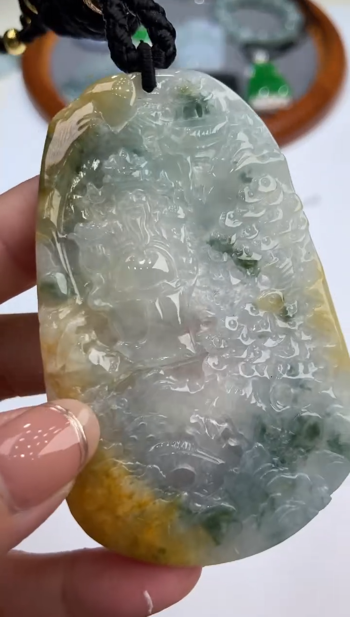 翡翠未镶嵌挂件281493