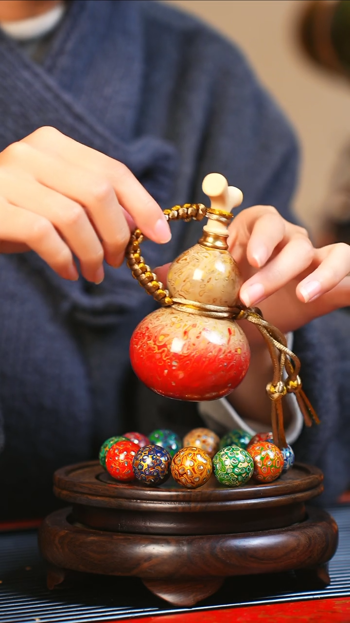 【闪购商品】JV138漆艺精致开口小手捻