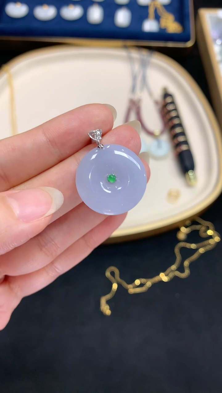 【闪购商品】翡翠吊坠(不含链)18K金镶嵌W411|1380