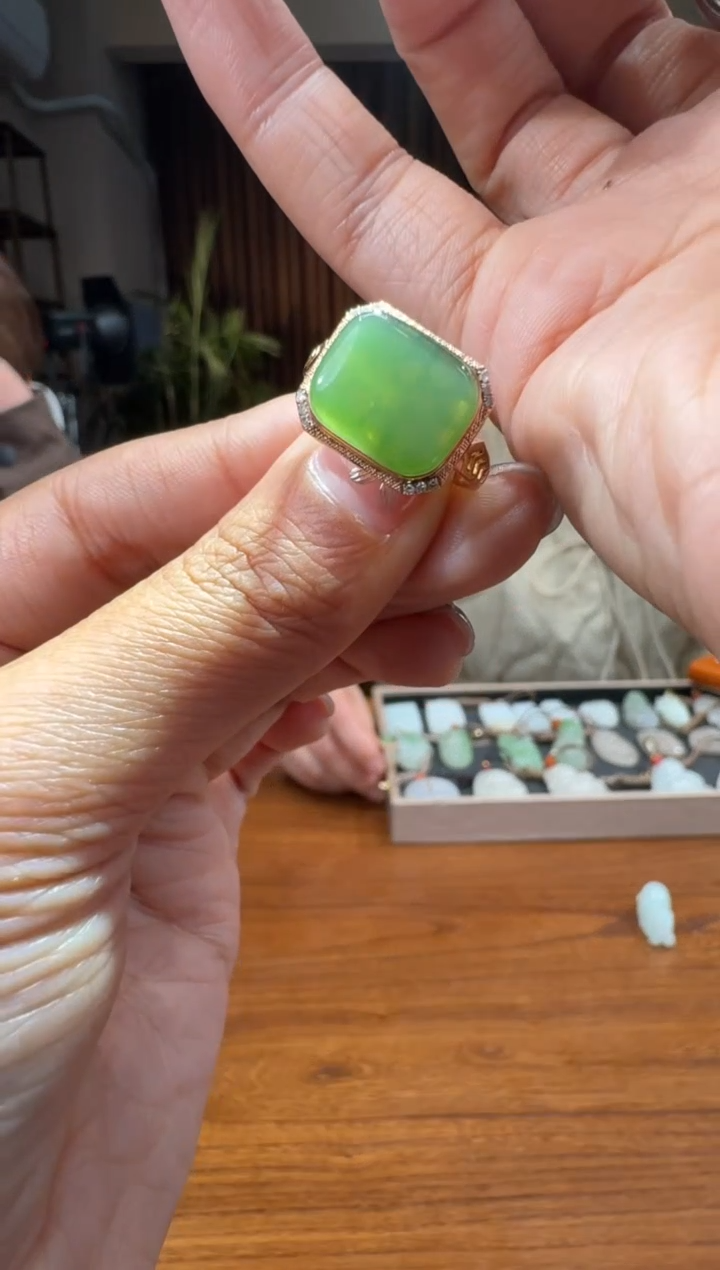 【闪购商品】和田玉8818K金镶嵌1.20旭里