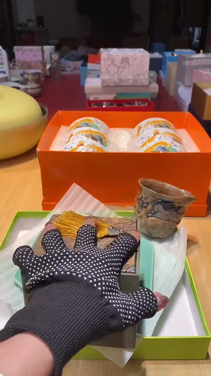 瓷片生活的本意是开心啊@@1