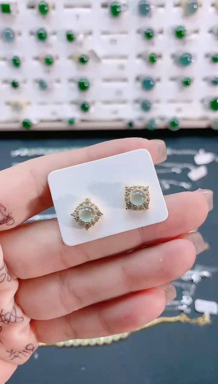 【闪购商品】翡翠耳饰银S925镶嵌天然翡翠