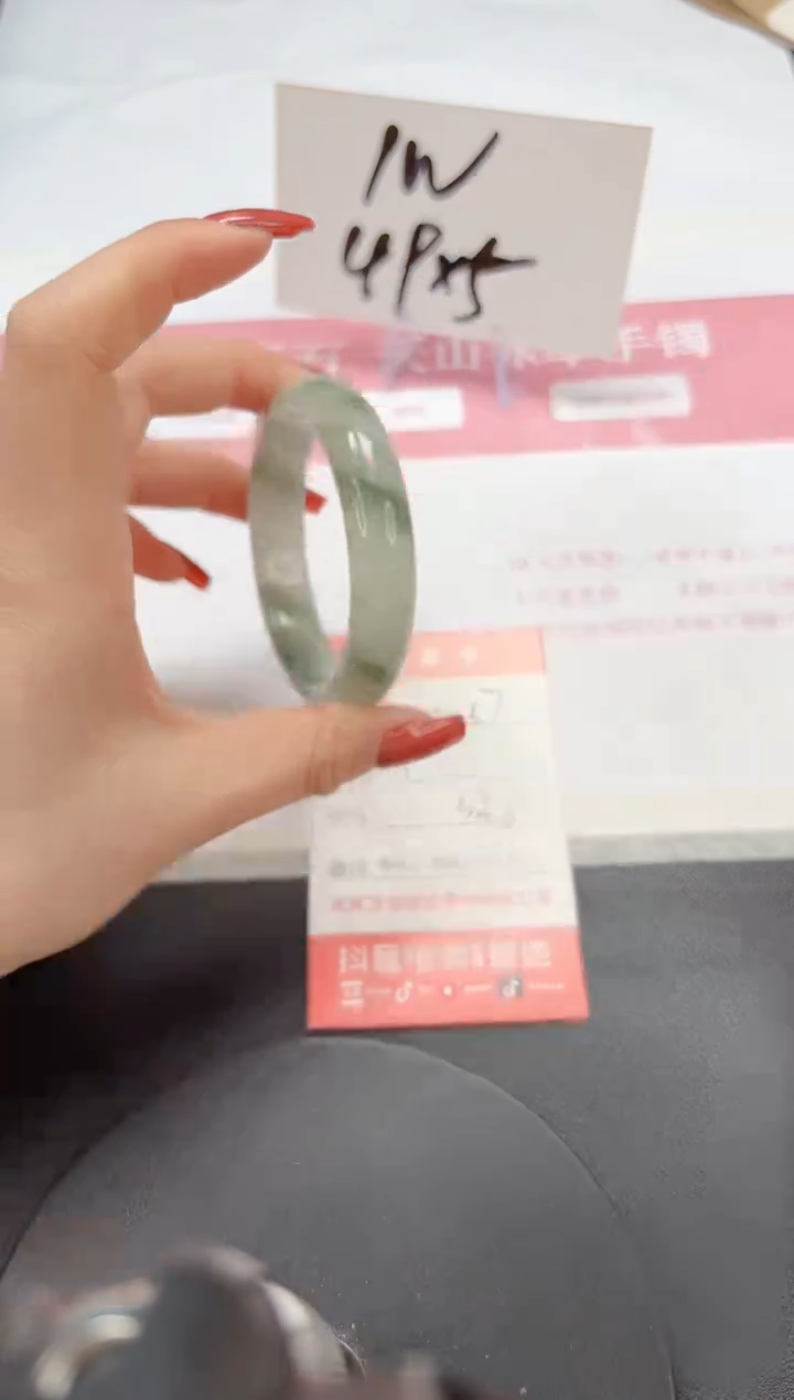 【闪购商品】石英质玉手镯未镶嵌A257-53.6