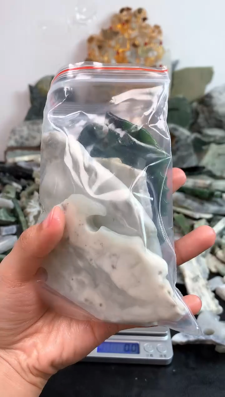 未镶嵌和田玉摆件69