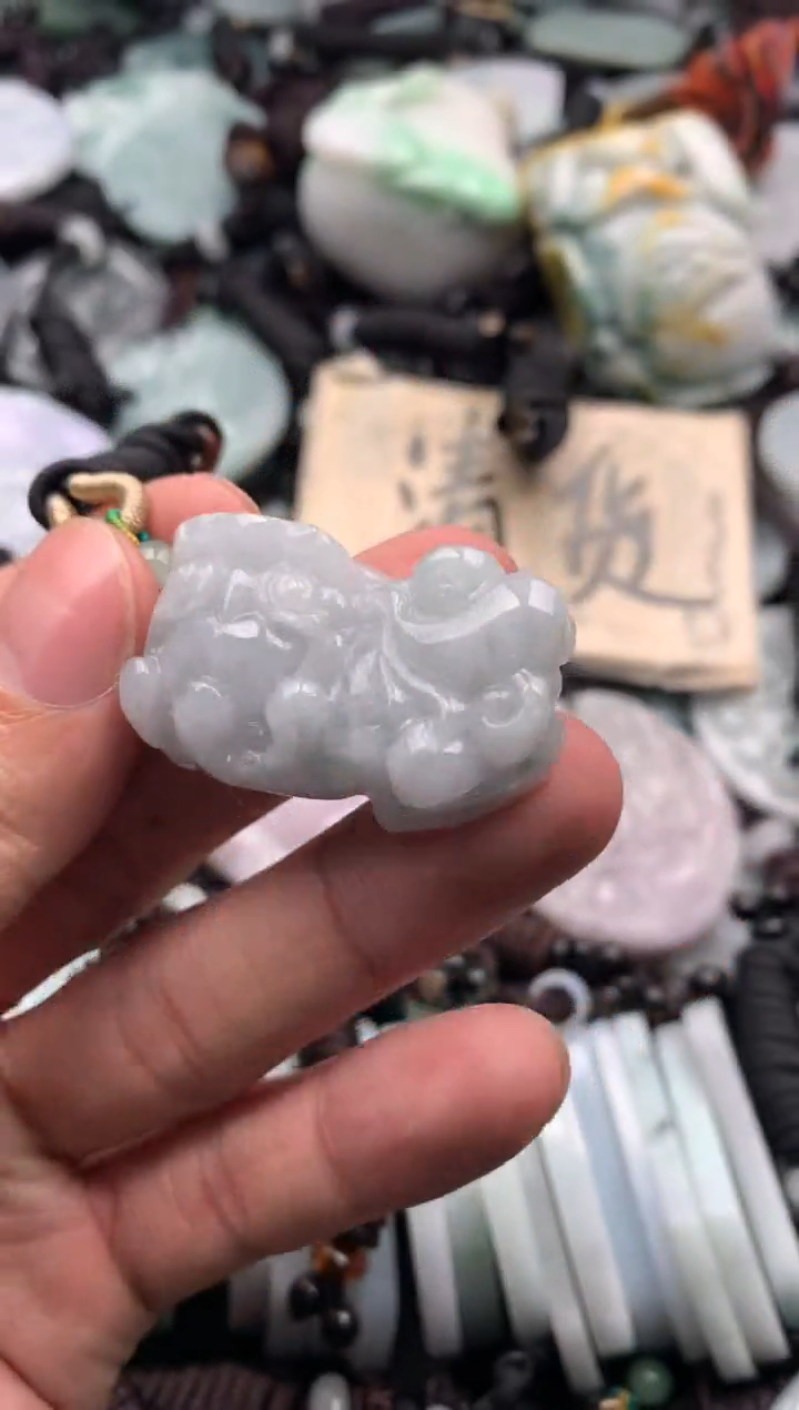 【闪购商品】翡翠吊坠(不含链)未镶嵌1