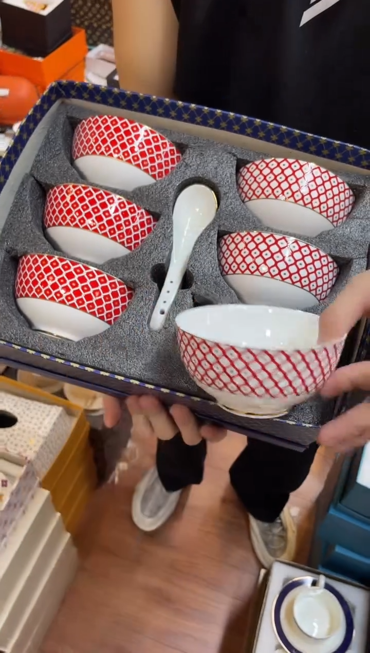 杯鸿辉家品牌瓷器，京东包邮！