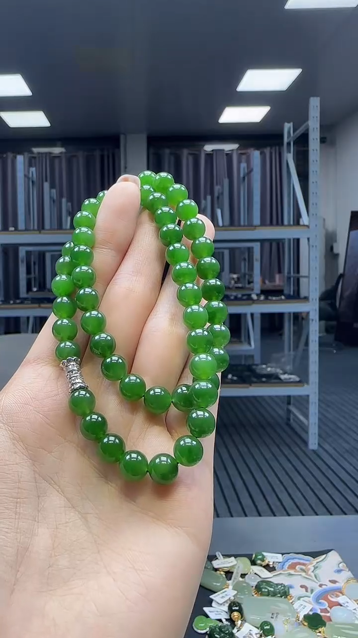 未镶嵌和田玉挂件1