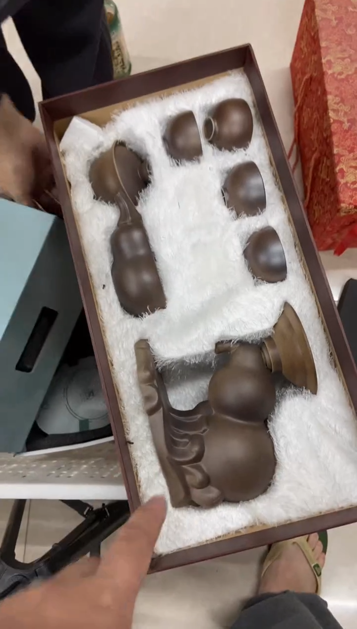 杯子瓷无运费险不带礼盒略有瑕疵有点脏介意勿拍