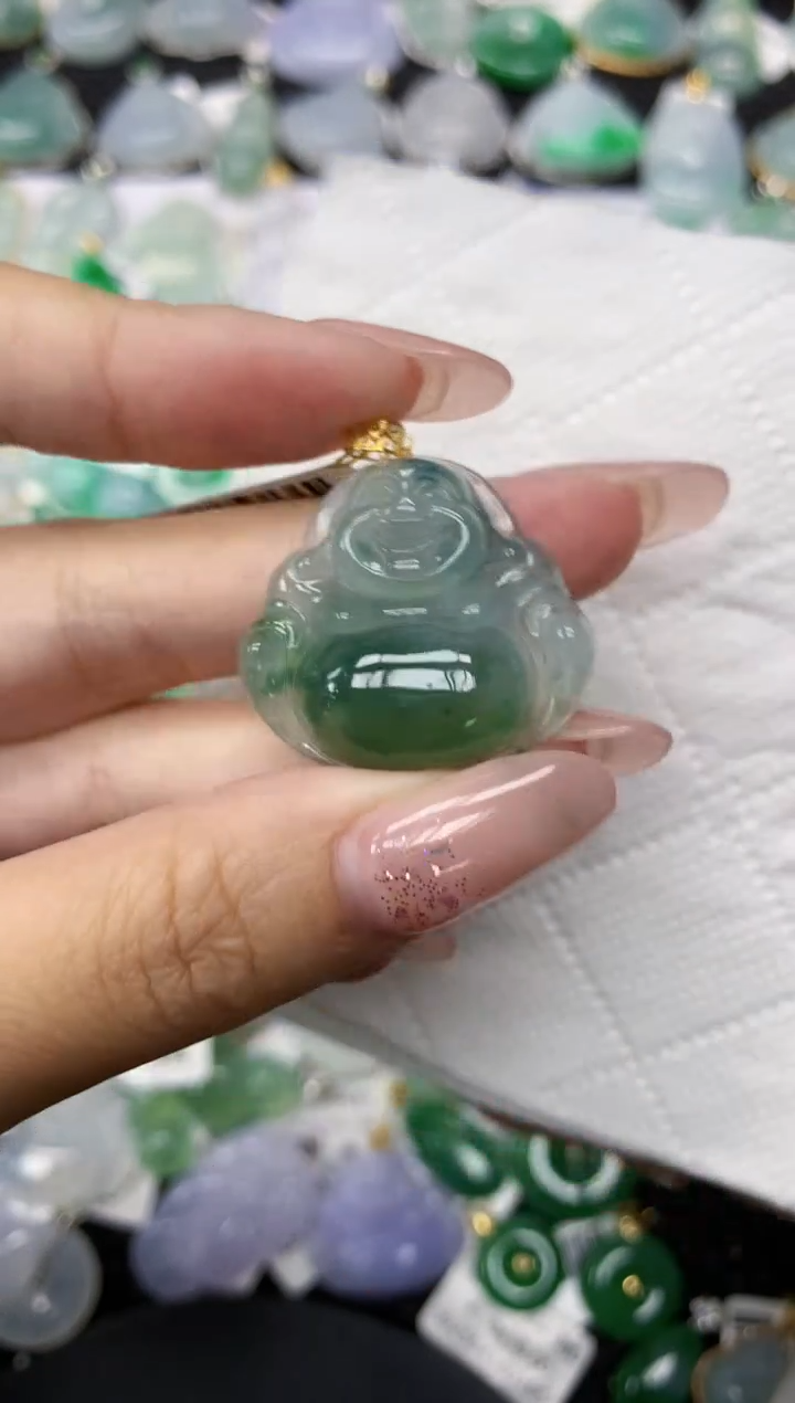 颈饰18K金镶嵌翡翠1111111111