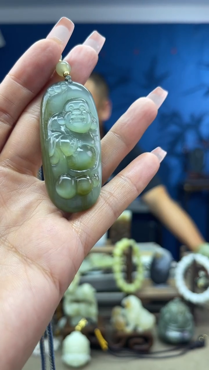 颈饰未镶嵌和田玉1
