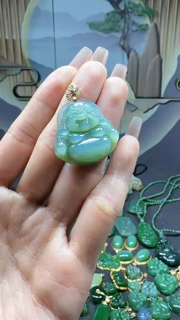 【闪购商品】和田玉挂件18K金镶嵌1