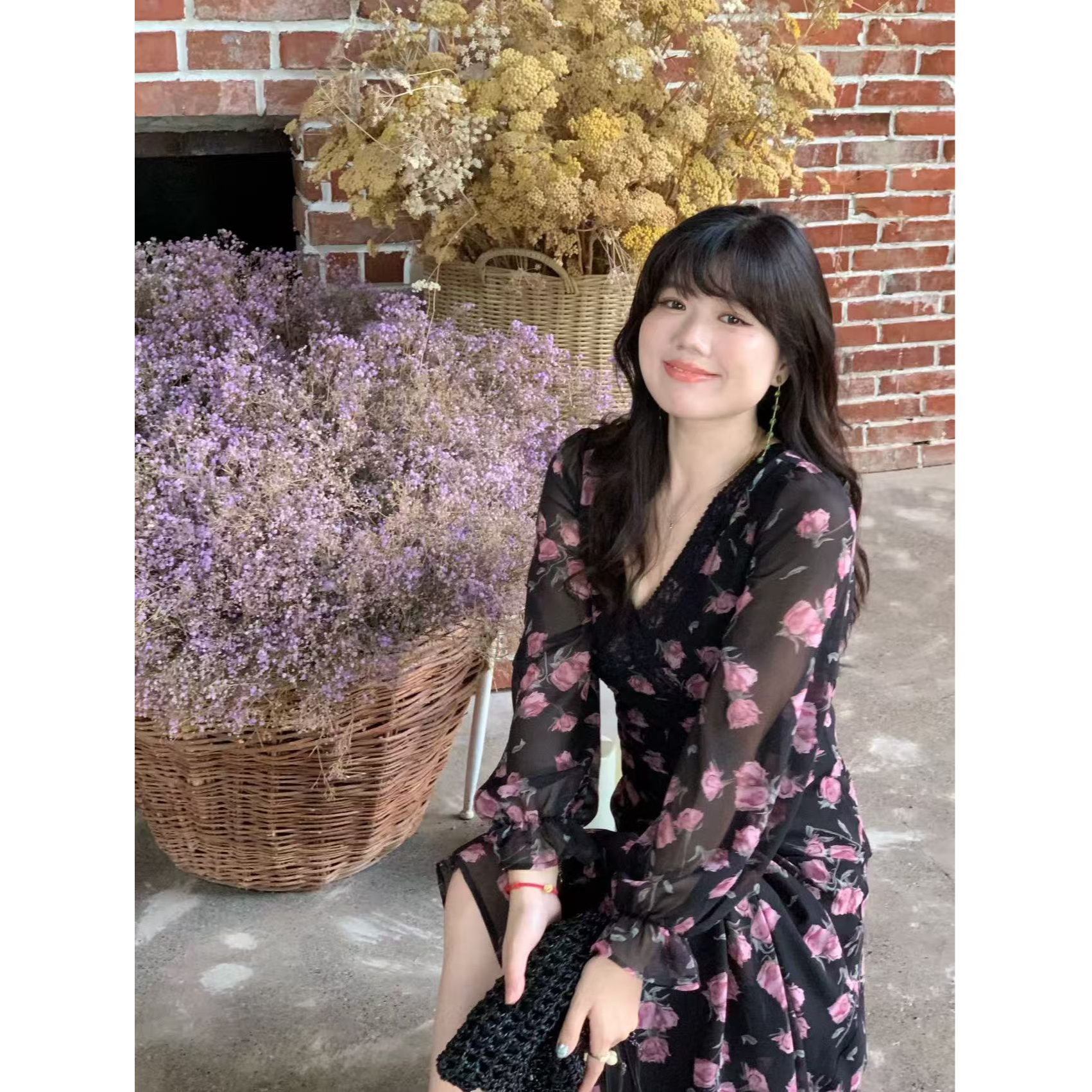 米米子定制黑色玫瑰花蕾丝v领气质显瘦连衣长裙秋季新品微胖女装