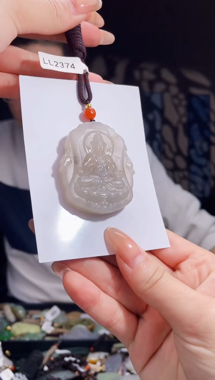 【闪购商品】和田玉颈饰未镶嵌拍一发一