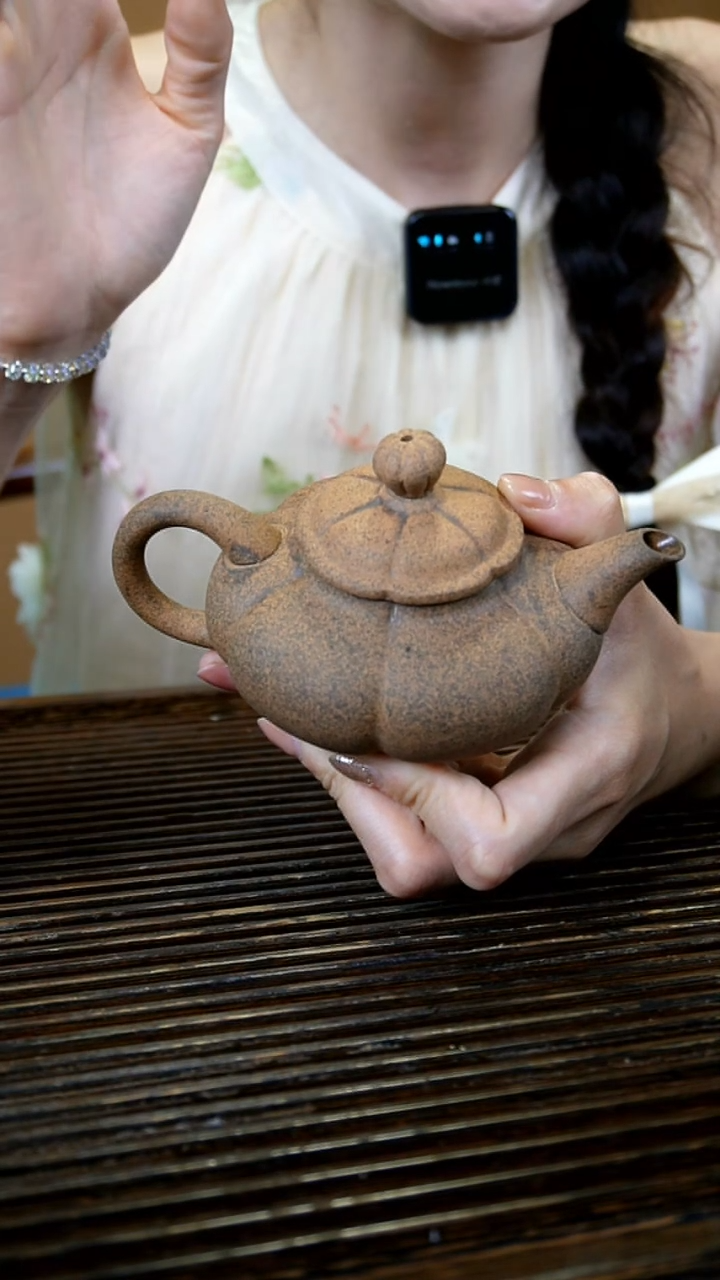 原矿老岩泥 黄泥段 翘嘴南瓜壶