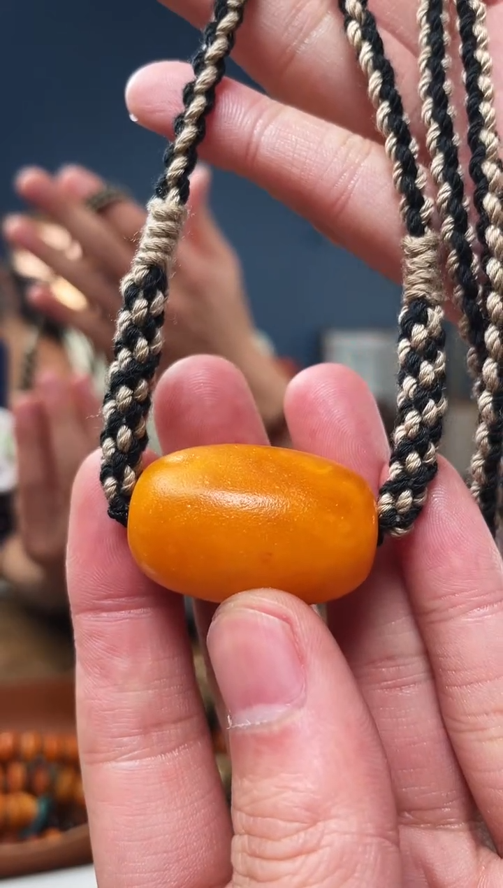 【闪购商品】蜜蜡珠宝奇石未镶嵌假一赔四