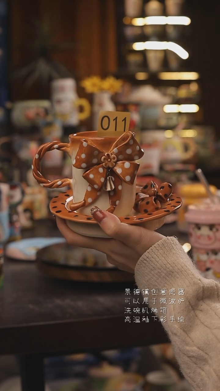 景德镇釉下彩绘设计师款式陶瓷