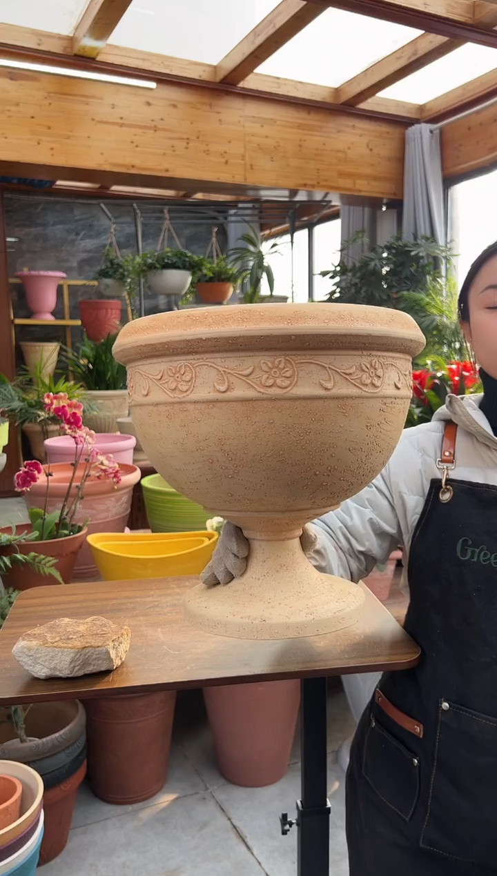 33*32/象牙色外贸尾单福利酒杯花盆/G33