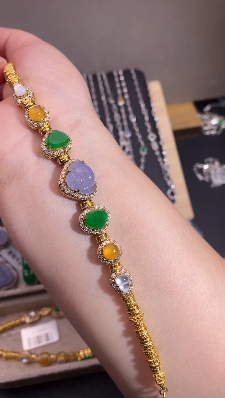 18K金镶嵌手链翡翠盘缠