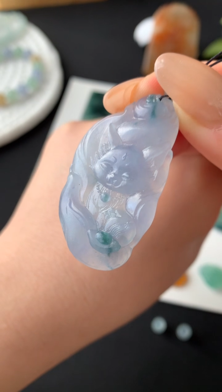 缅甸天然定制翡翠挂件尺寸43.6*23.2*5.7