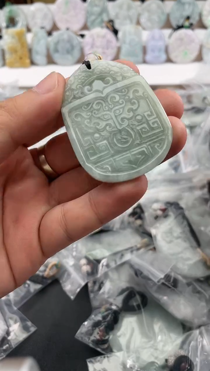 颈饰未镶嵌翡翠25/12/6/.37