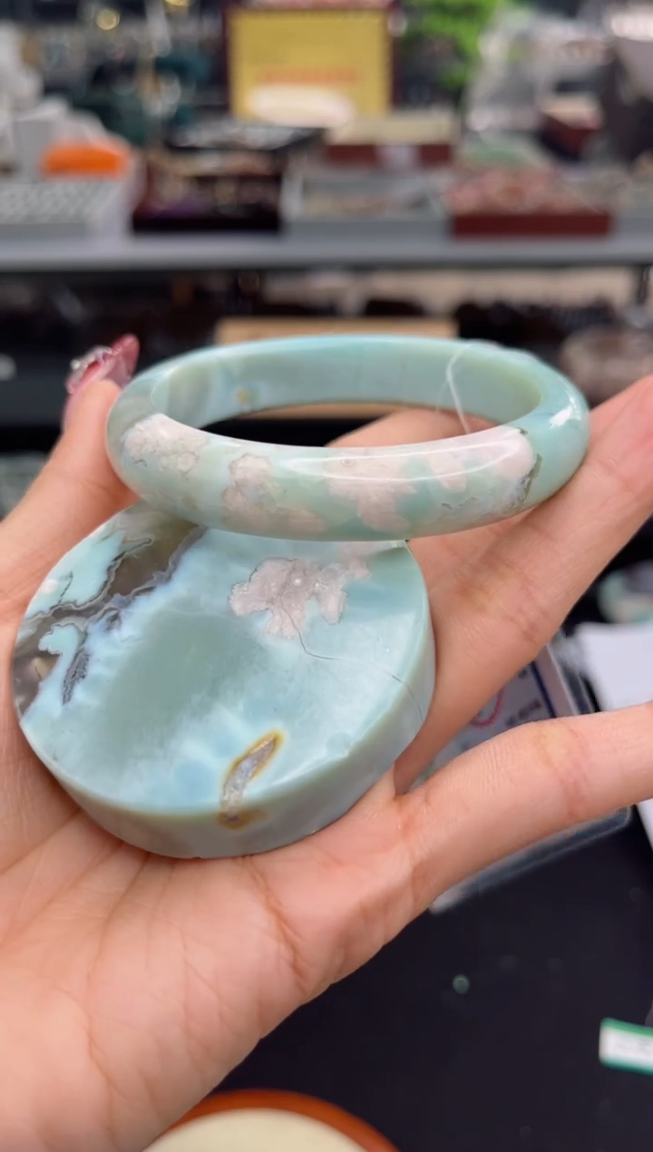 【闪购商品】石英质玉手镯未镶嵌61圈口（赠品镯心）6S8668