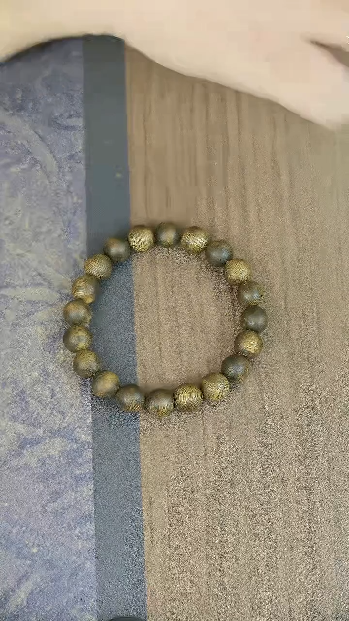 沉香手串许*莺歌绿奇楠卡10圆珠 沉水浮