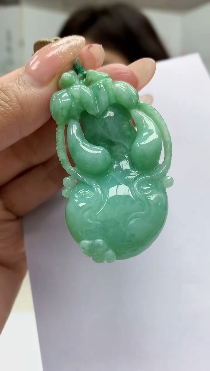 【闪购商品】定制翡翠未镶嵌4829MM-毛货挂件62