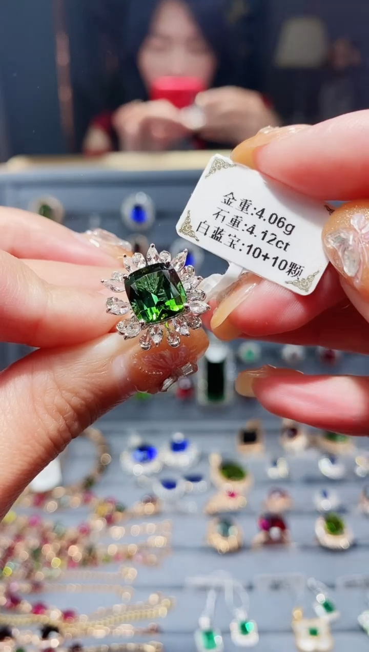 【闪购商品】碧玺戒指18K金镶嵌4.12ct