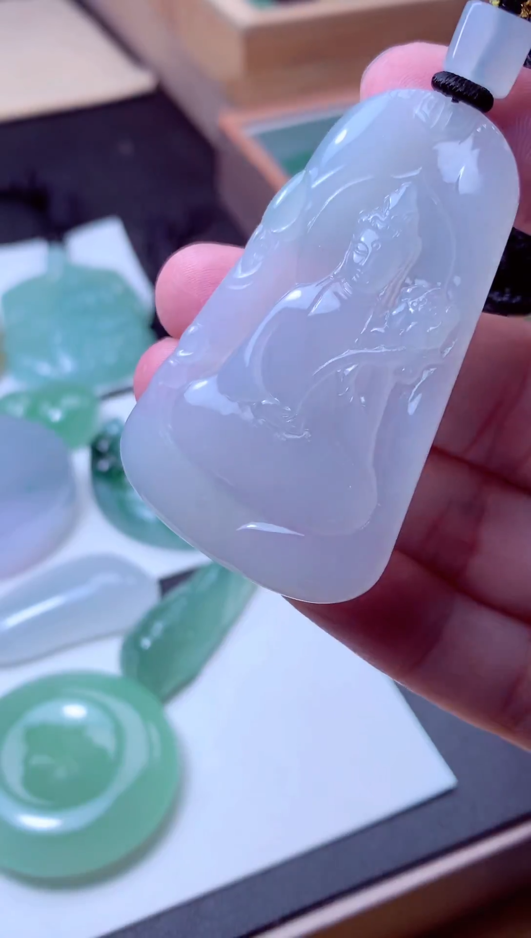 颈饰未镶嵌翡翠天然A货翡翠