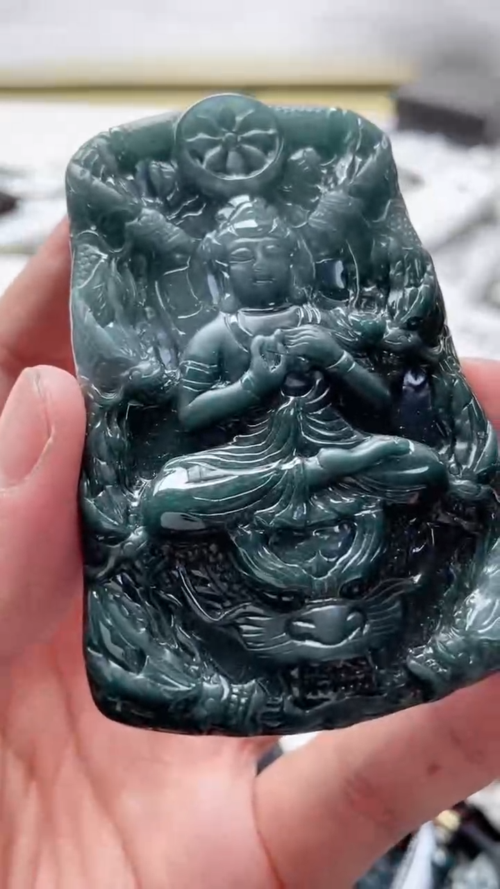 【闪购商品】翡翠颈饰未镶嵌8888888888888