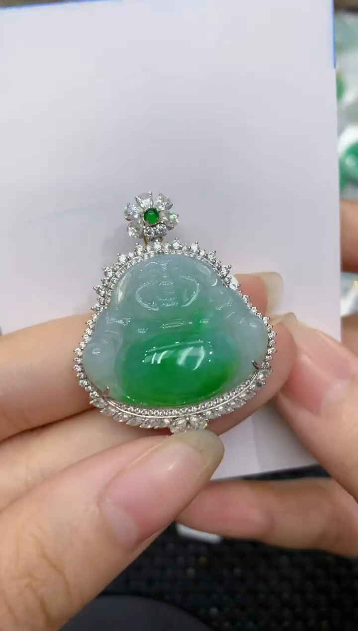 【闪购商品】翡翠颈饰18K金镶嵌111111111111111