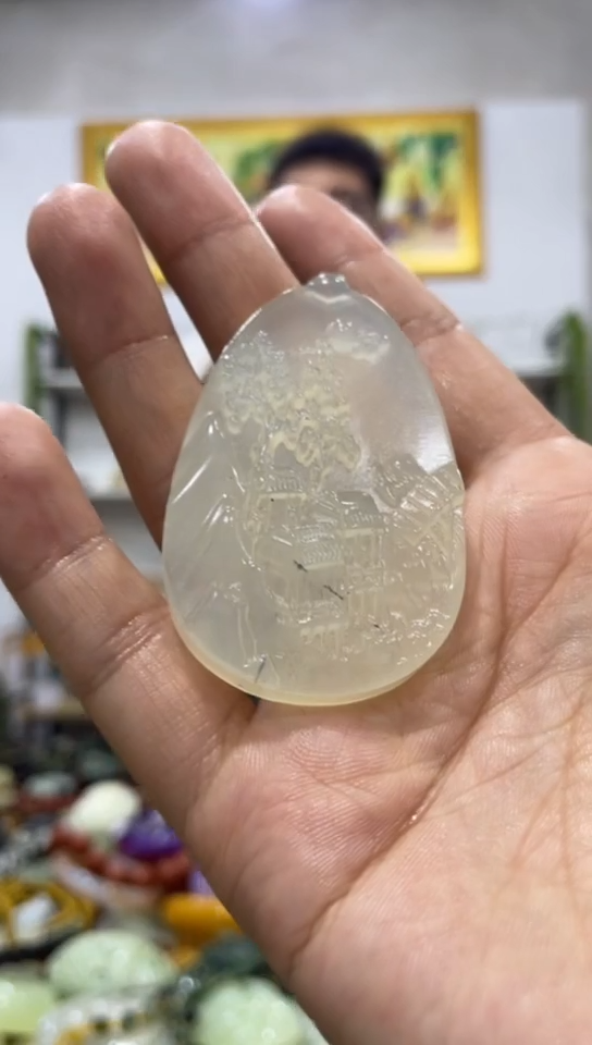 未镶嵌岫玉吊坠 