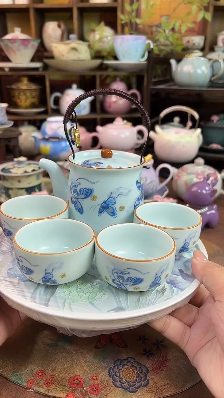 1壶4杯1个茶盘啊