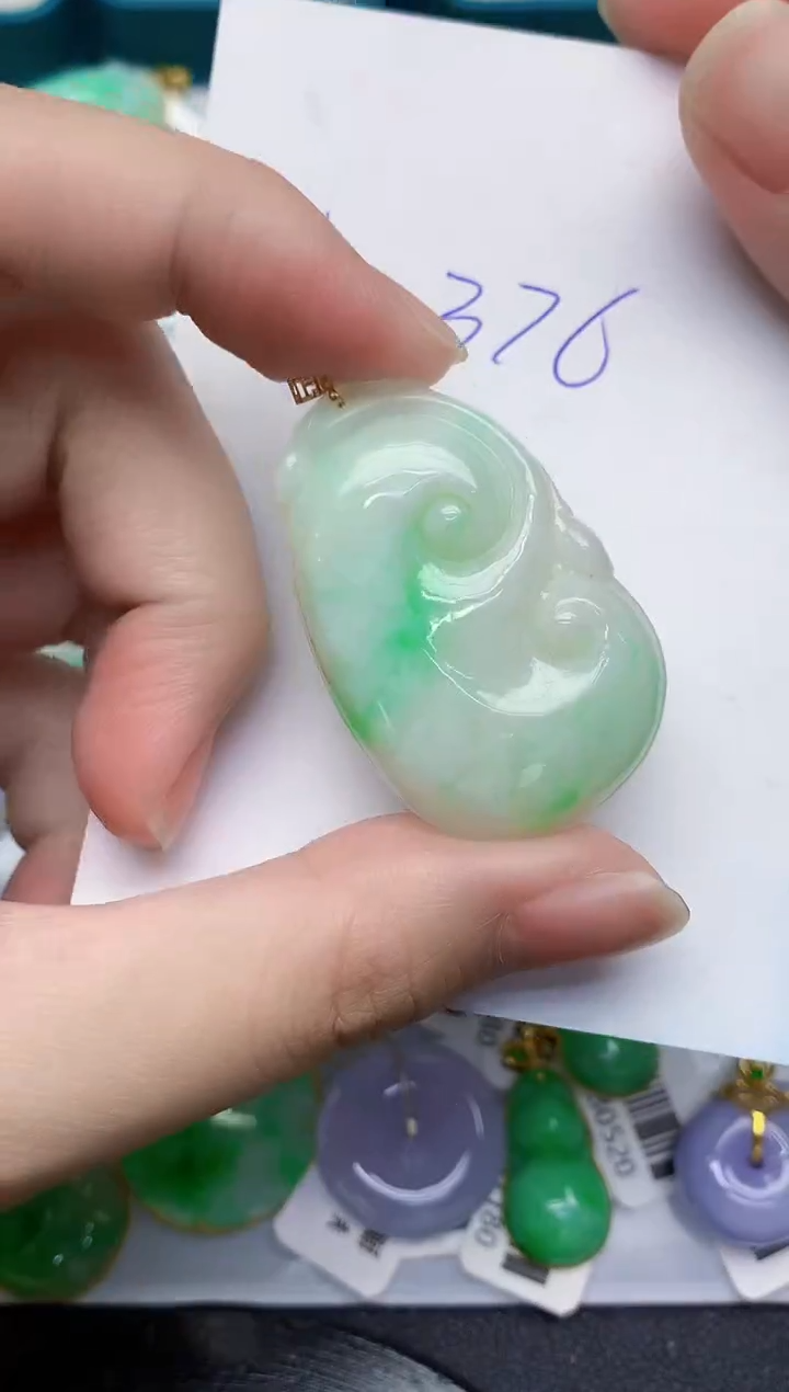 【闪购商品】翡翠颈饰18K金镶嵌000000000
