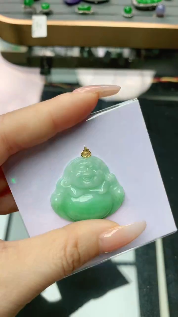 【闪购商品】翡翠颈饰18K金镶嵌赠礼盒证书 