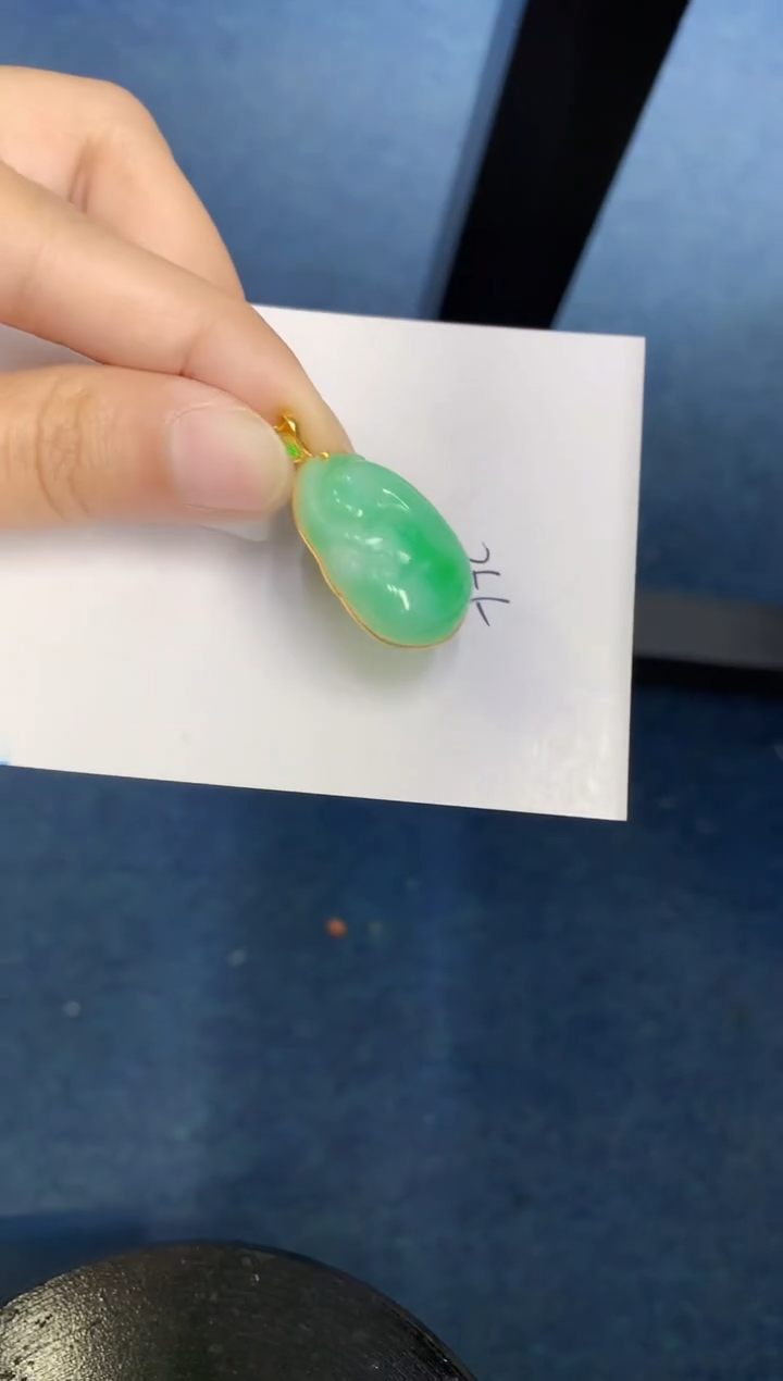 【闪购商品】翡翠颈饰18K金镶嵌000000000