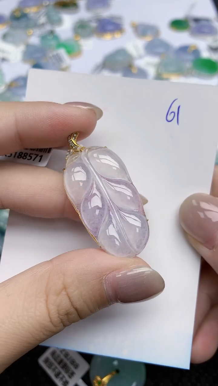 【闪购商品】翡翠颈饰18K金镶嵌天然翡翠A货