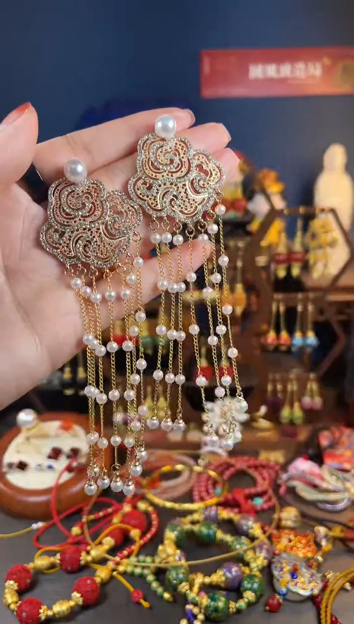 【闪购商品】351号美人卷珠帘花丝镶嵌款耳钉