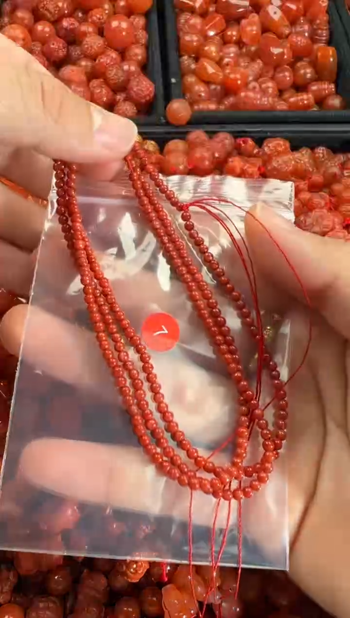 【闪购商品】南红玛瑙颈饰未镶嵌1