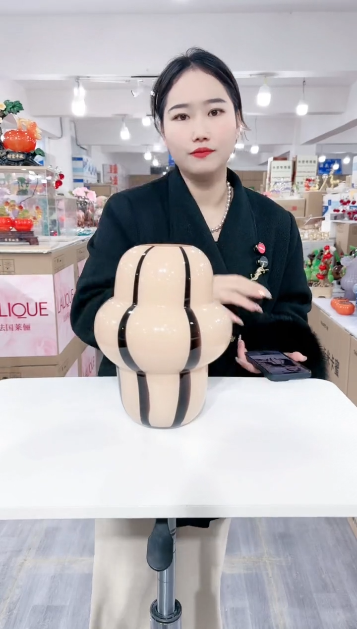 【闪购商品】琉璃静姐花器L-品25